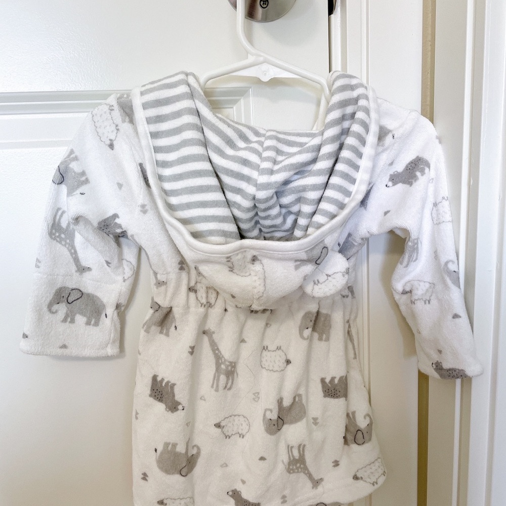 Carter's Bath Robes - Picture 2 of 7